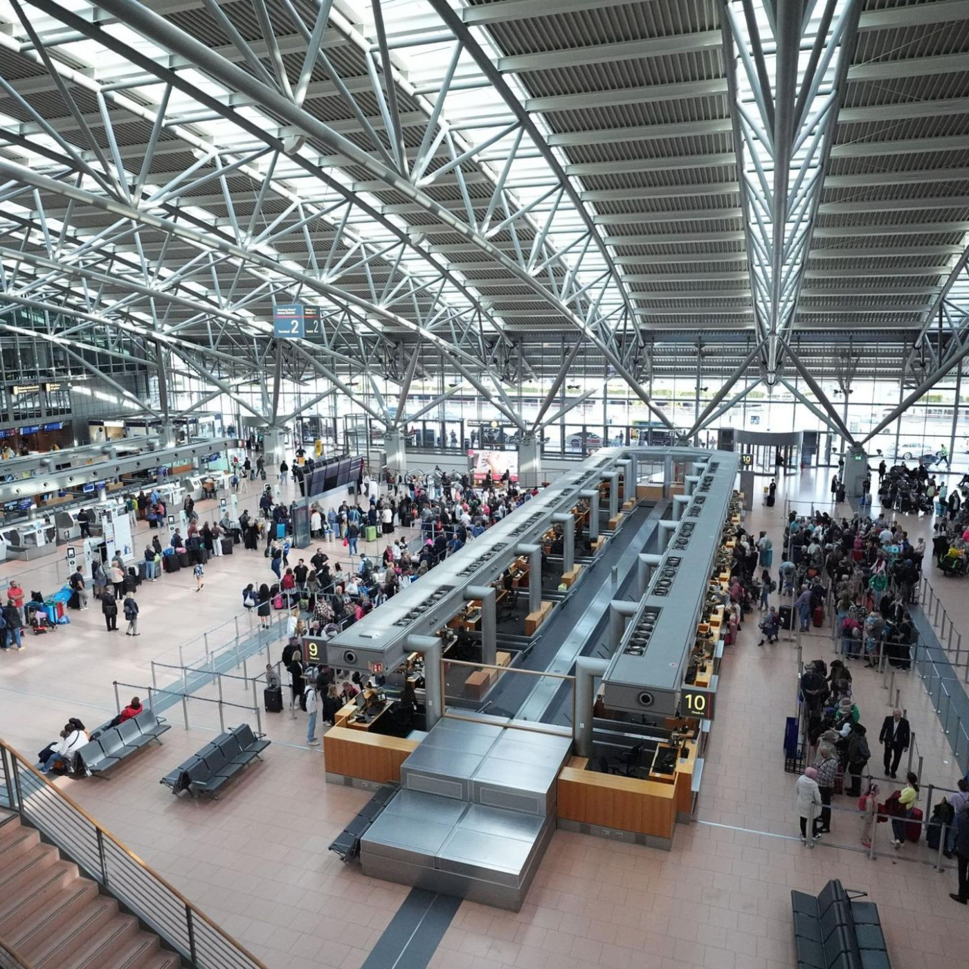Flughafen Hamburg geht das Kerosin aus – Ausfälle befürchtet