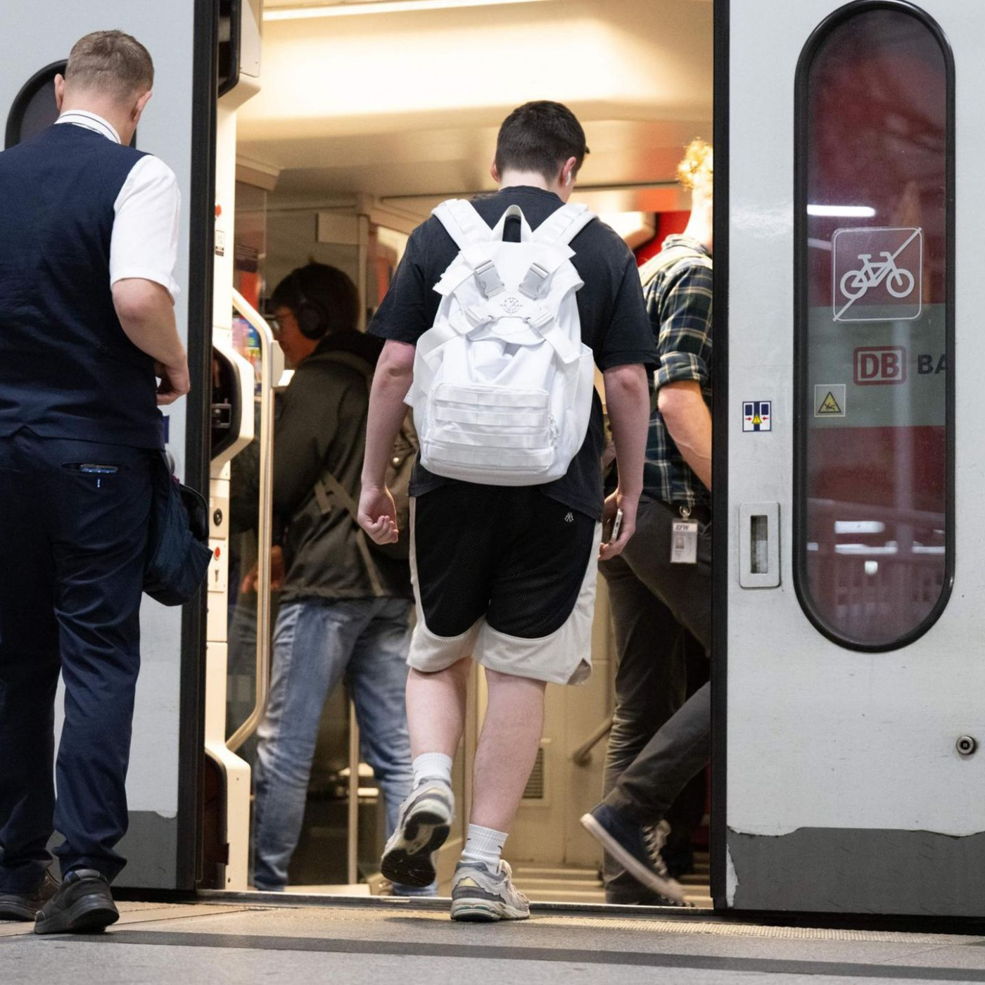 Verkehrsminister einigen sich auf Preis für Deutschlandticket