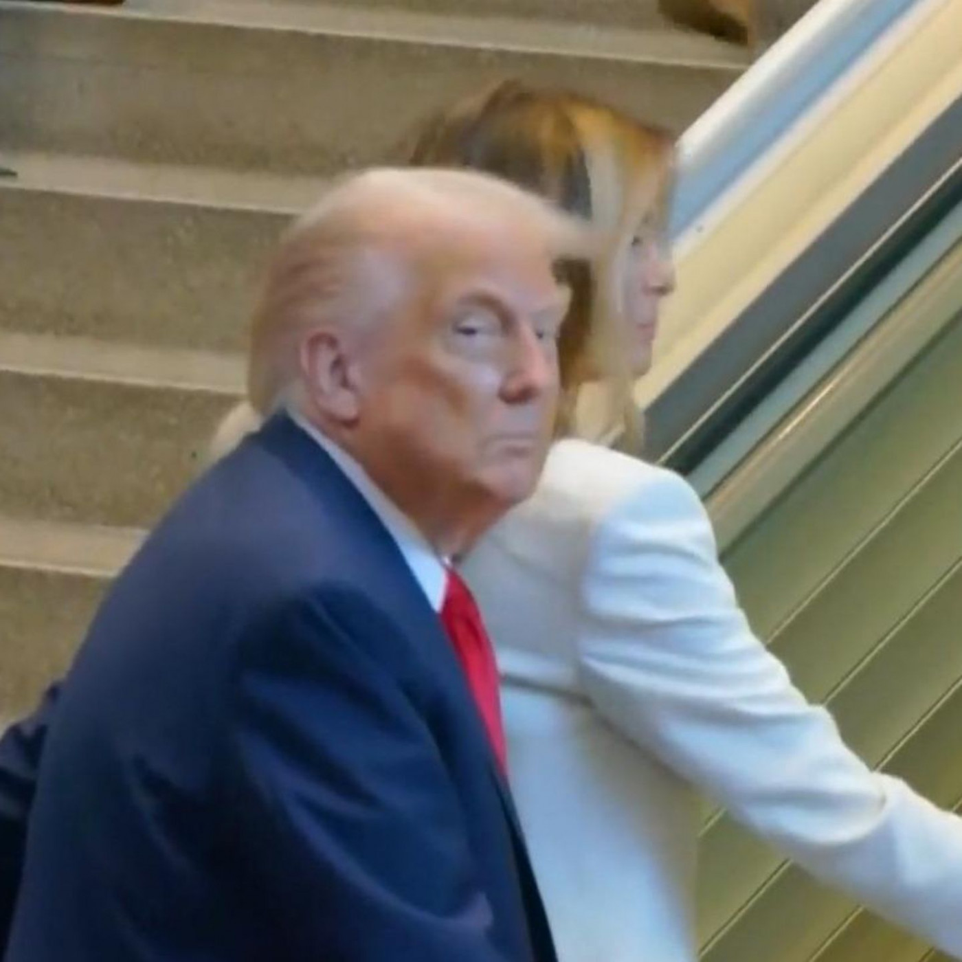 Pannen-Rolltreppe verärgert Trump bei UN-Besuch