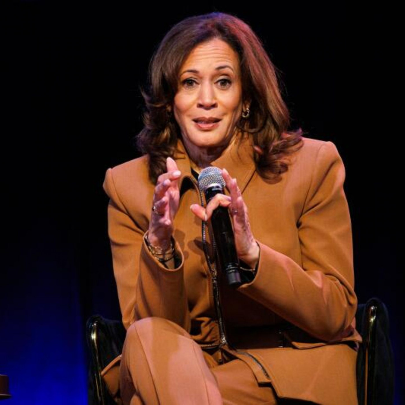 Kamala Harris: "Wir müssen Feuer mit Feuer bekämpfen"