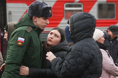 Putin zwingt 135.000 junge Russen per Dekret in den Wehrdienst