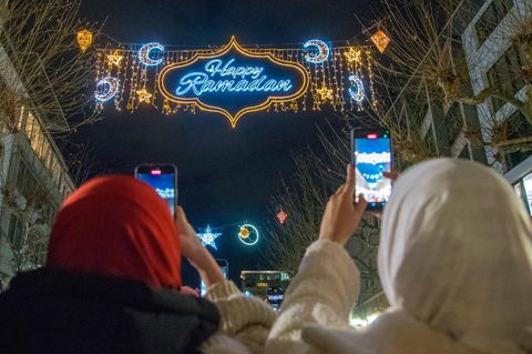 Zwei freie Tage für Muslime – Schleswig-Holstein wagt Schritt in den Alltag