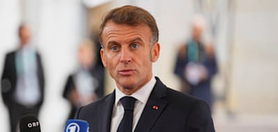Macron warnt vor „russischer Geheimarmee in unseren Demokratien“