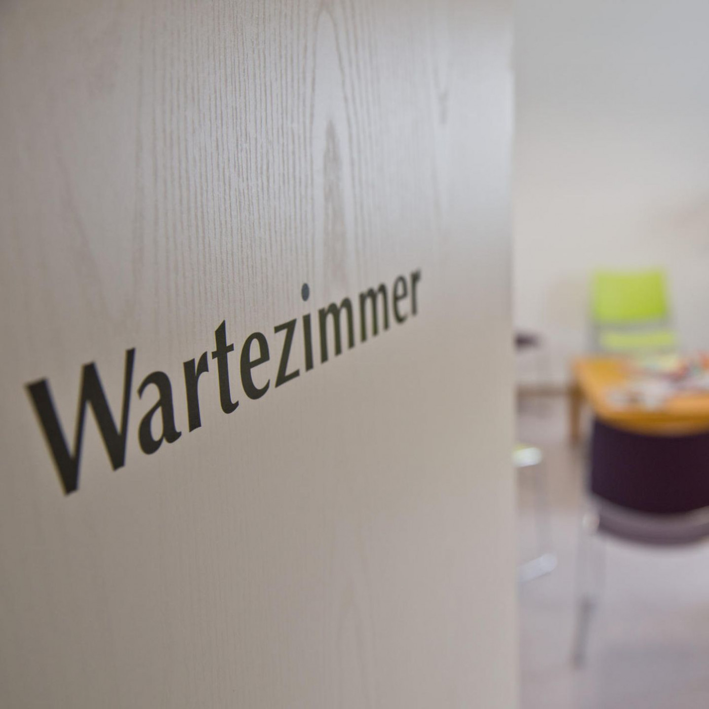 Krankenkassen planen digitale Vor-Einschätzung für schnellere Termine