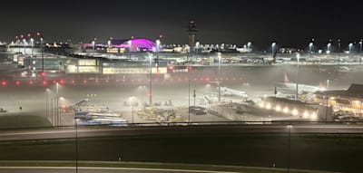 Betrieb im Flughafen München läuft wieder an – Tausende verbrachten Nacht in Terminals
