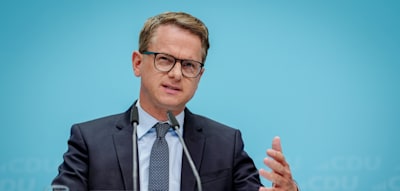 „Verrat an Kindern“ – Linnemann offen für Social-Media-Verbot bis 16
