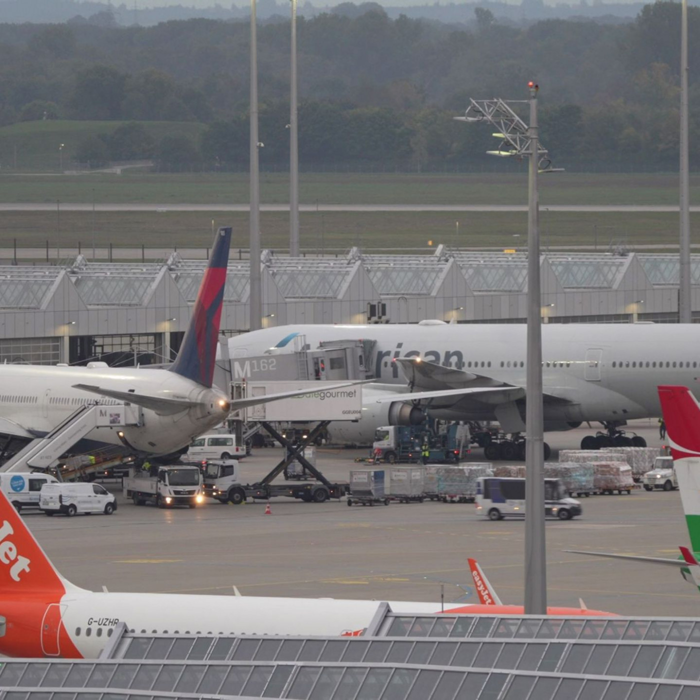 Debatte um Drohnenabwehr nach Vorfällen am Flughafen