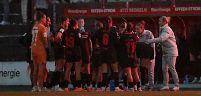 Und plötzlich ging das Licht aus – Spielabbruch im Erstliga-Derby