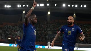 Insel-Zwerg surft auf Erfolgswelle zur Fußball-WM