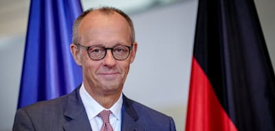 Grüne ziehen wieder an Linken vorbei, Zustimmungswerte für Merz steigen
