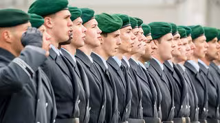 Losverfahren soll bei neuer Wehrpflicht über Musterung entscheiden