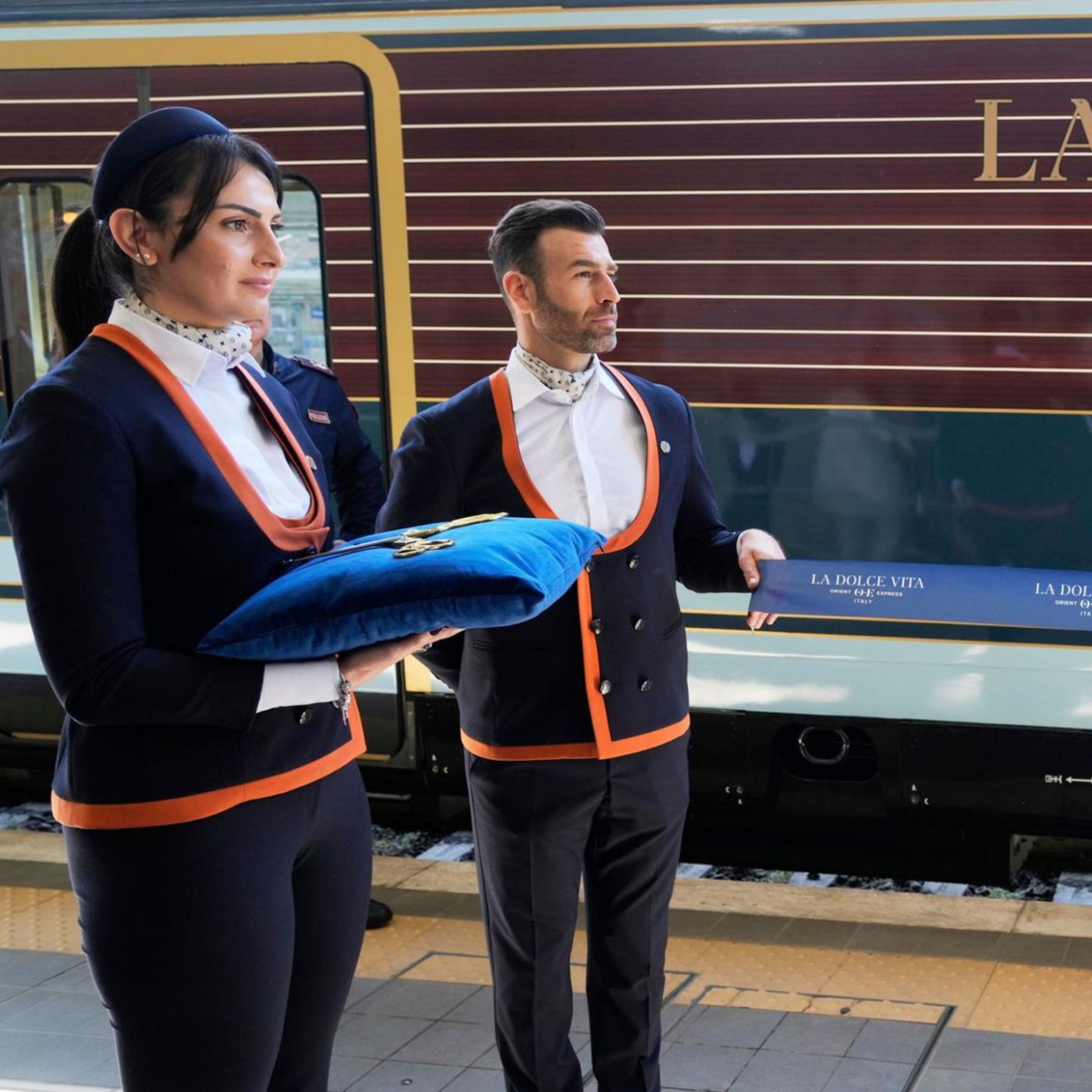 "La Dolce Vita Orient Express": Neuer Luxus-Zug rollt durch Italien