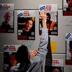 Was zwei Jahre Hamas-Gefangenschaft mit den Geiseln gemacht haben