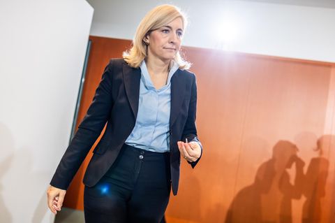 Die Notfalloperateurin