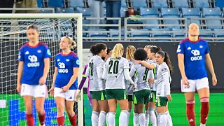Wölfinnen vergolden Kantersieg gegen PSG in letzter Sekunde
