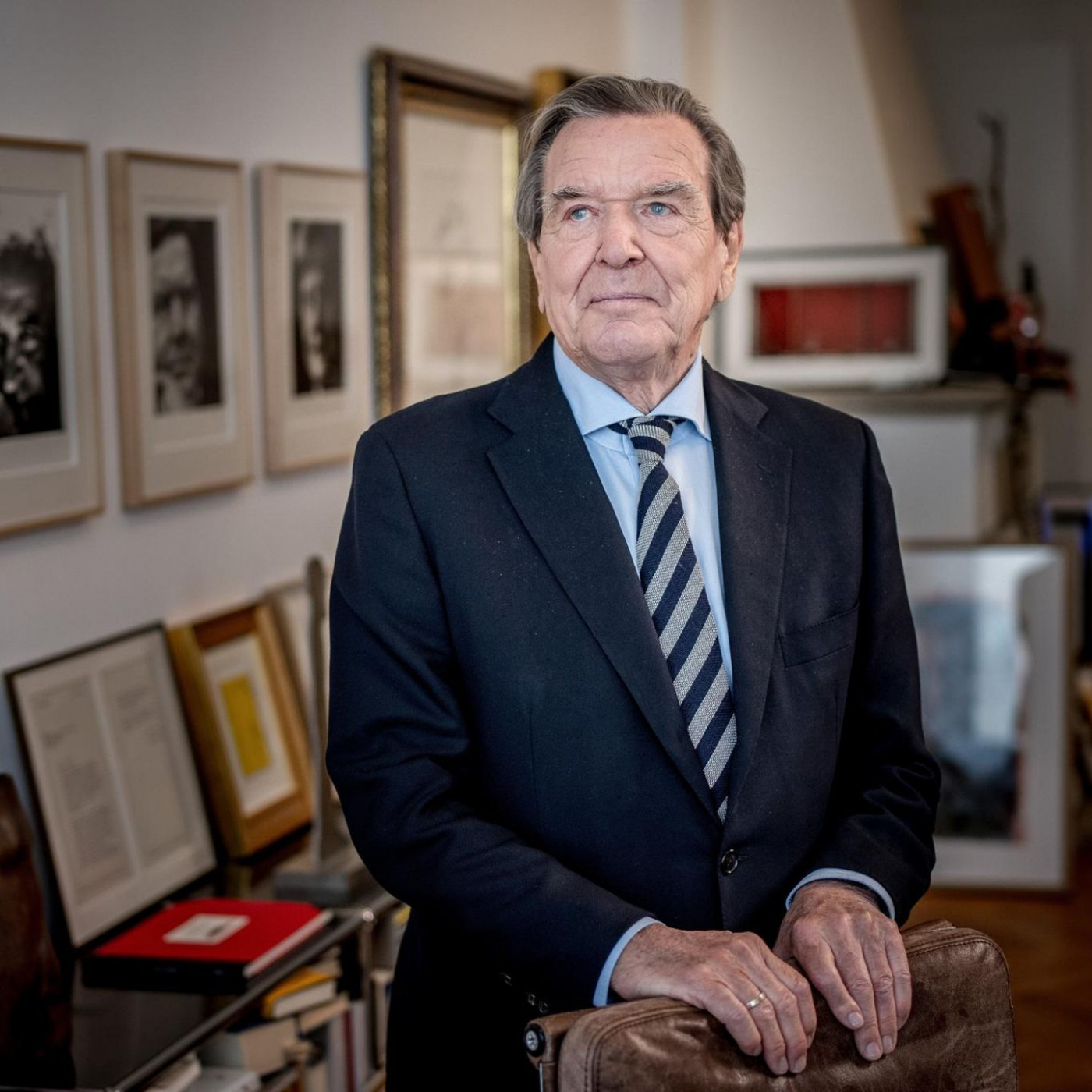 Gerhard Schröders Vernehmung: "Was stellen Sie für komische Fragen?"