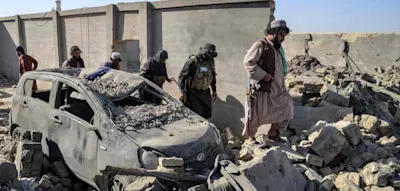 Unterhändler aus Afghanistan und Pakistan auf dem Weg nach Katar