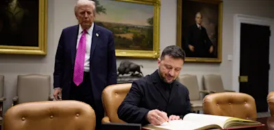 „Euer Land wird zerstört, wenn Ihr kein Abkommen mit Russland schließt“, soll Trump gewütet haben