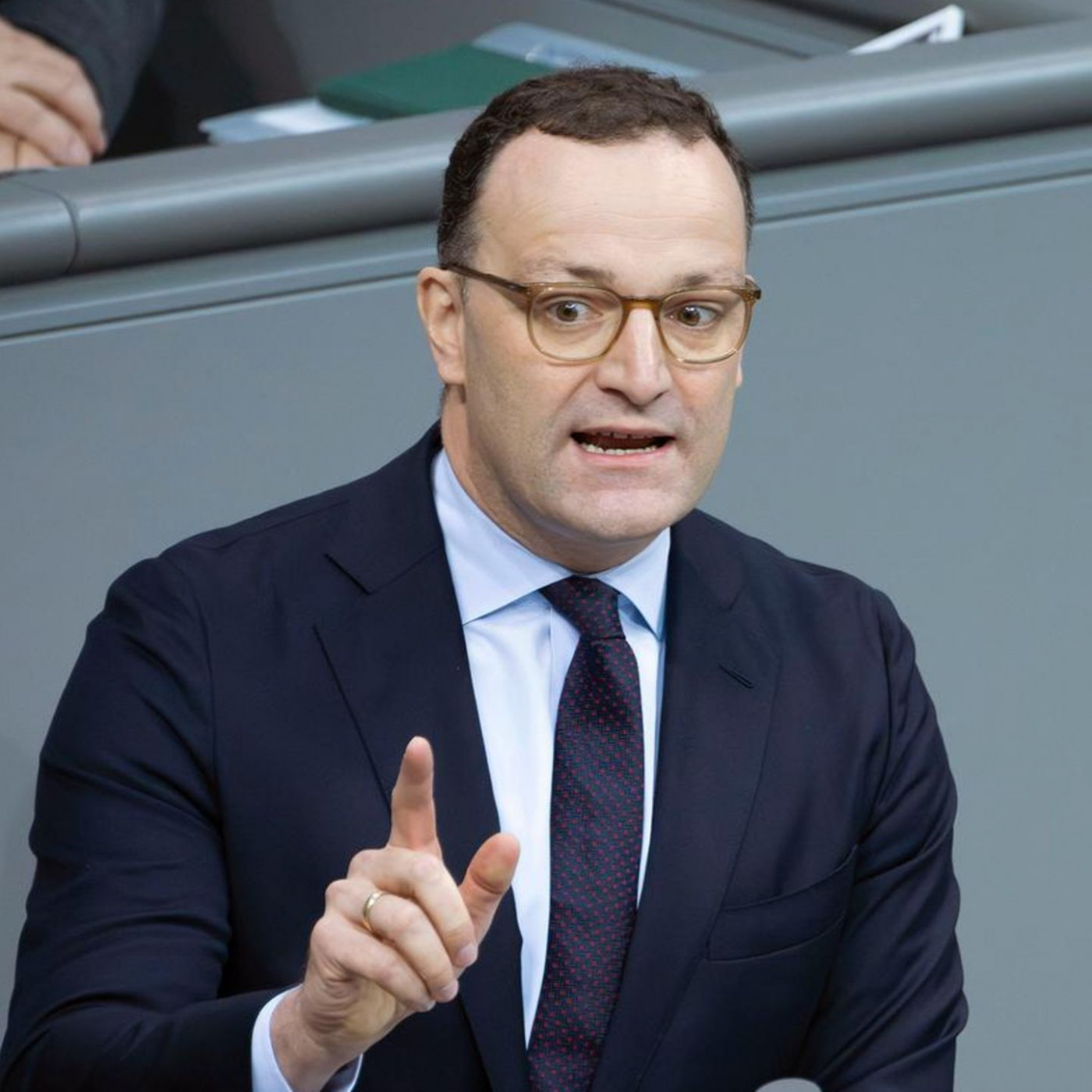Spahn verteidigt Merz im Interview: "Bürger sehen, was auf Straßen los ist"