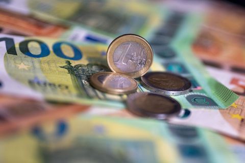 Schätzung: Steuereinnahmen bis 2029 etwas höher als erwartet