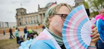 Mehr als 11.000 Menschen ändern Geschlechtseintrag – am häufigsten in Berlin
