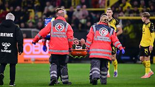 Schwere Knieverletzung überschattet Dortmunds Last-Minute-Erlösung