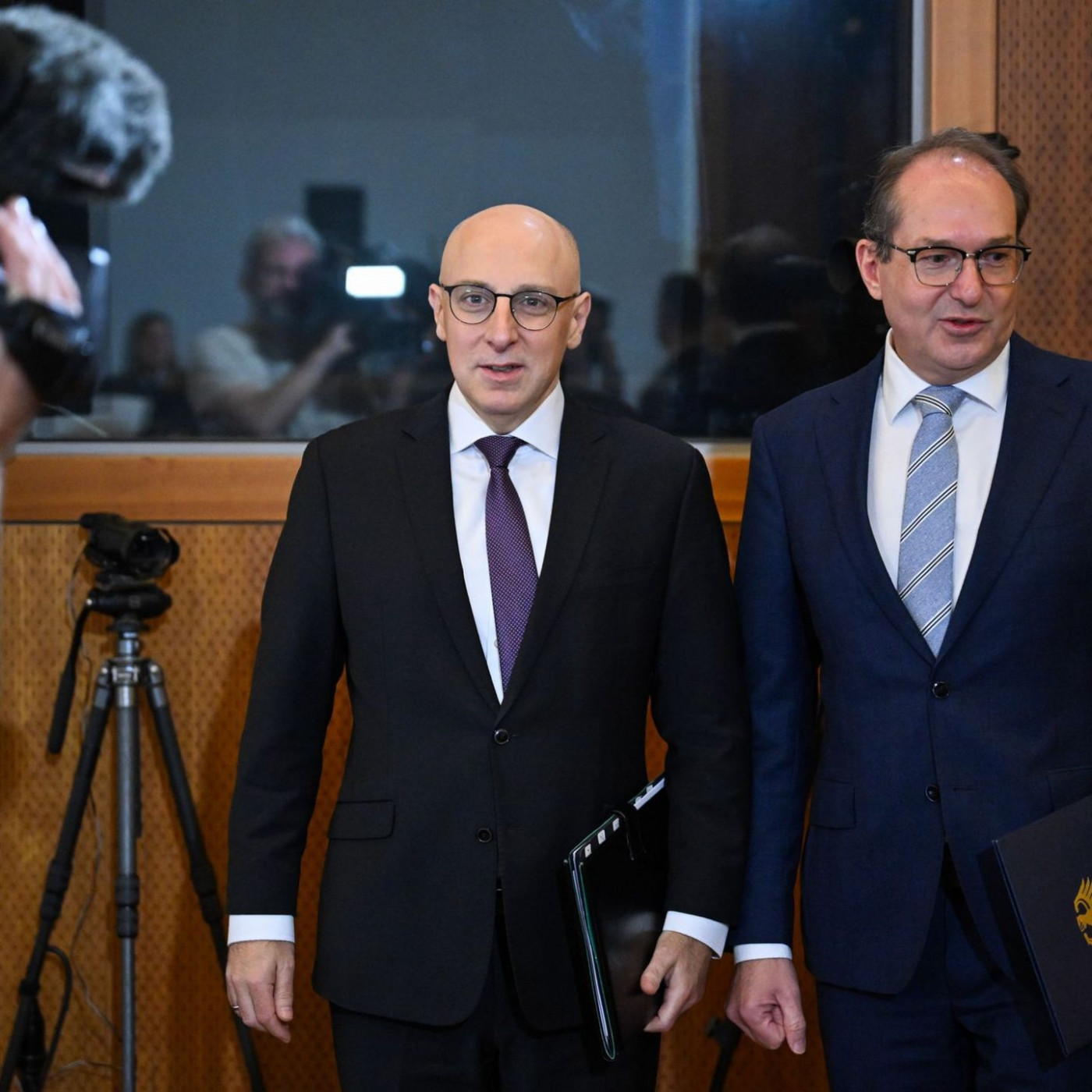 Neue Möglichkeiten für Verfassungsschutz - Spionage im Fokus