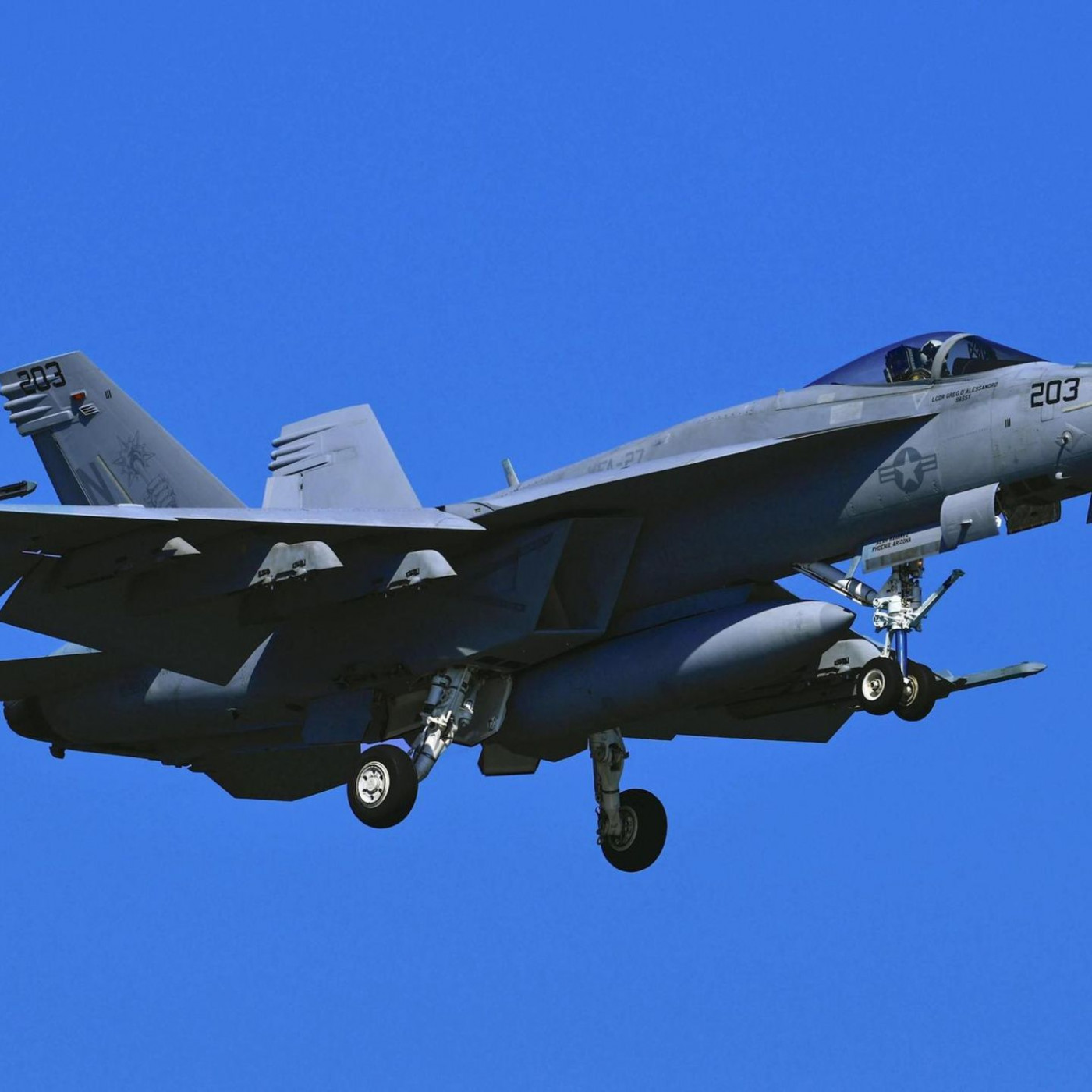 US-Kampfjet und Helikopter stürzen kurz nacheinander ab