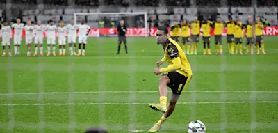 Dortmund besiegt Frankfurt im Elfmeterschießen und zieht ins Achtelfinale ein