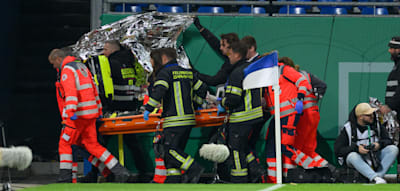 „Kämpft gerade um sein Leben“ – Fan muss reanimiert werden