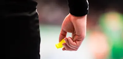 „Nach der Schule bist du tot“ – 12-jähriger Schiedsrichter offenbar von Mitschüler bedroht