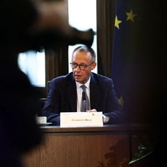 Umfrage: Union legt zu – Kanzler Merz fällt trotzdem auf Tiefstwert