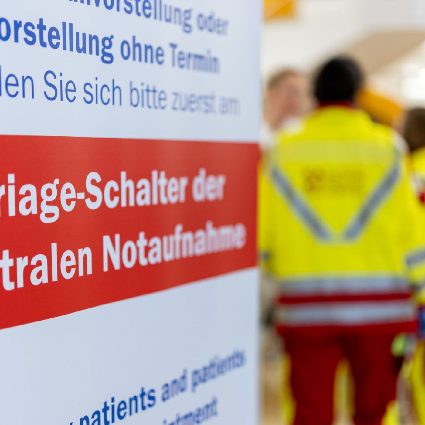 Erfolg für Mediziner-Klagen: Karlsruhe kippt Triage-Regeln