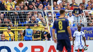 Rassismus gegen Schalke-Profi kommt Lok Leipzig teuer zu stehen