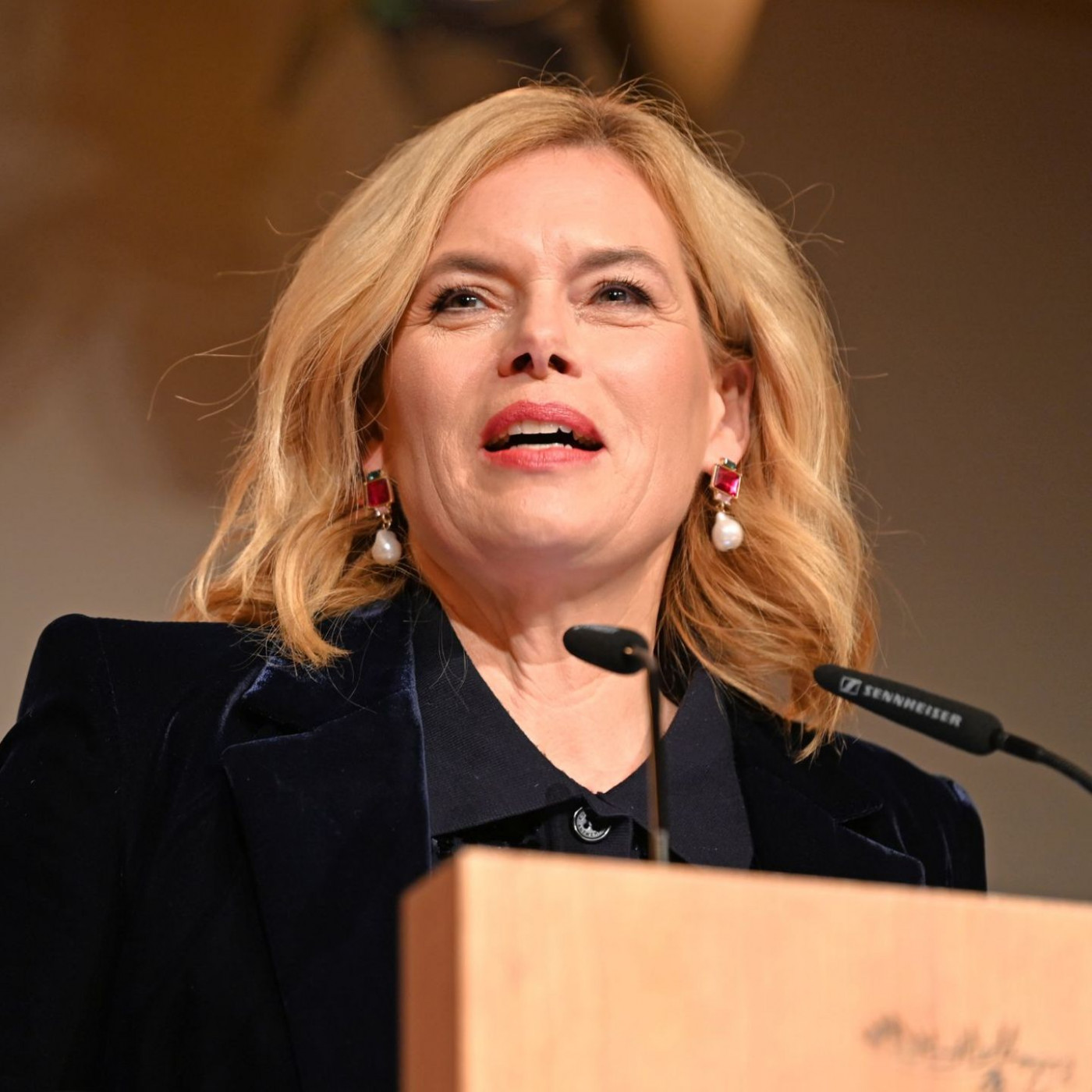 Klöckner bezeichnet Deutschland als den "Puff Europas"