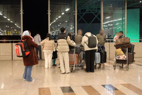 Afghanen aus Aufnahmeprogrammen fliegen nach Deutschland