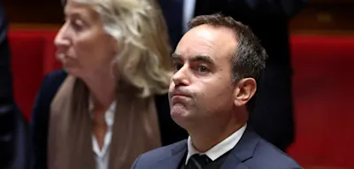 Frankreich setzt Rentenreform bis 2027 aus  – Sozialisten und Grüne stimmen mit Le Pen