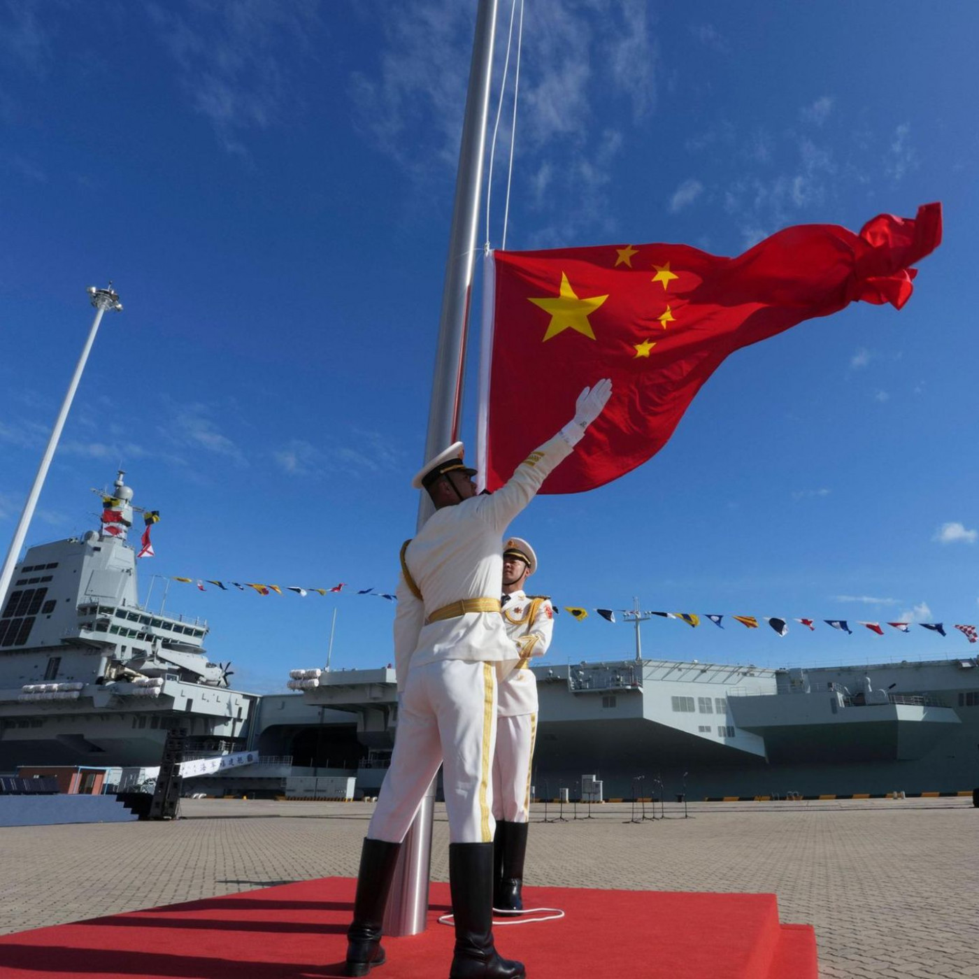 Chinas Aufrüstung: "Das ist eine Wahnsinns-Maschinerie, die da gerade läuft"