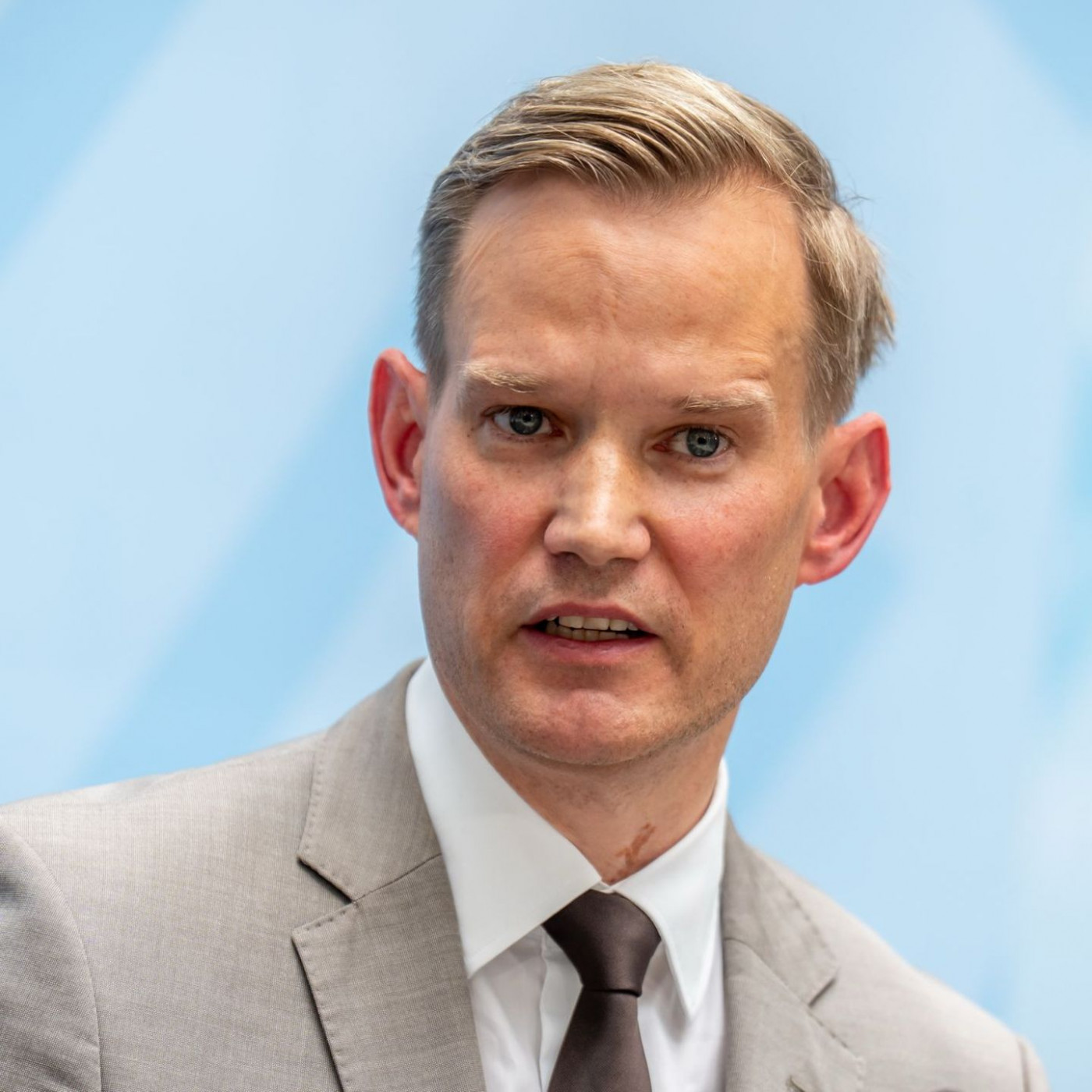 "Tot operiert": Streeck will Umdenken bei Versorgung Älterer