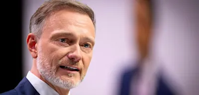 „Ich frage mich, warum Friedrich Merz nicht starke Führung zeigt“, sagt Christian Lindner