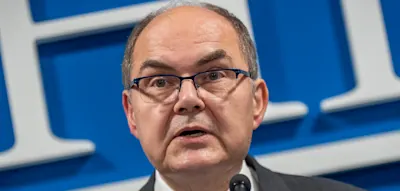 Diplomatischer Eklat – Minister schickt Nazi-Helm an deutschen UN-Vertreter