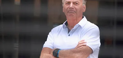 „Heißes Eisen aus Neugier draufgehalten“ – Bolsonaro bearbeitete Fußfessel vor Haftantritt