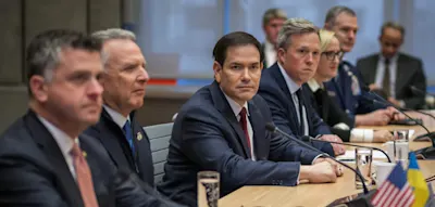 „Stellen wirken auf Englisch seltsam“ – Die Zweifel an der Urheberschaft des US-Friedensplans