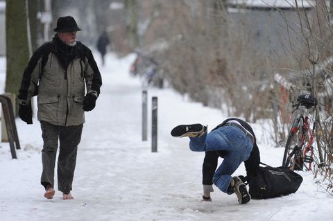 Glatteis in Deutschland: Mit diesen Tricks vermeiden Sie üble Ausrutscher