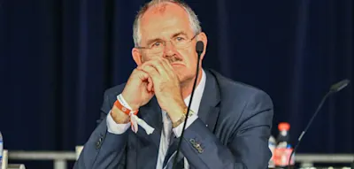 Präsident erklärt knappes Votum für Trikot-Nummer 88