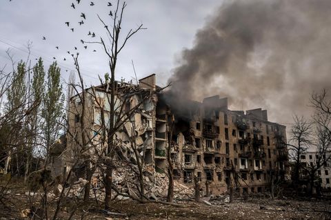 "Alles, was hilft, den Krieg zu beenden, ist richtig" – "Das ist ein Diktat"