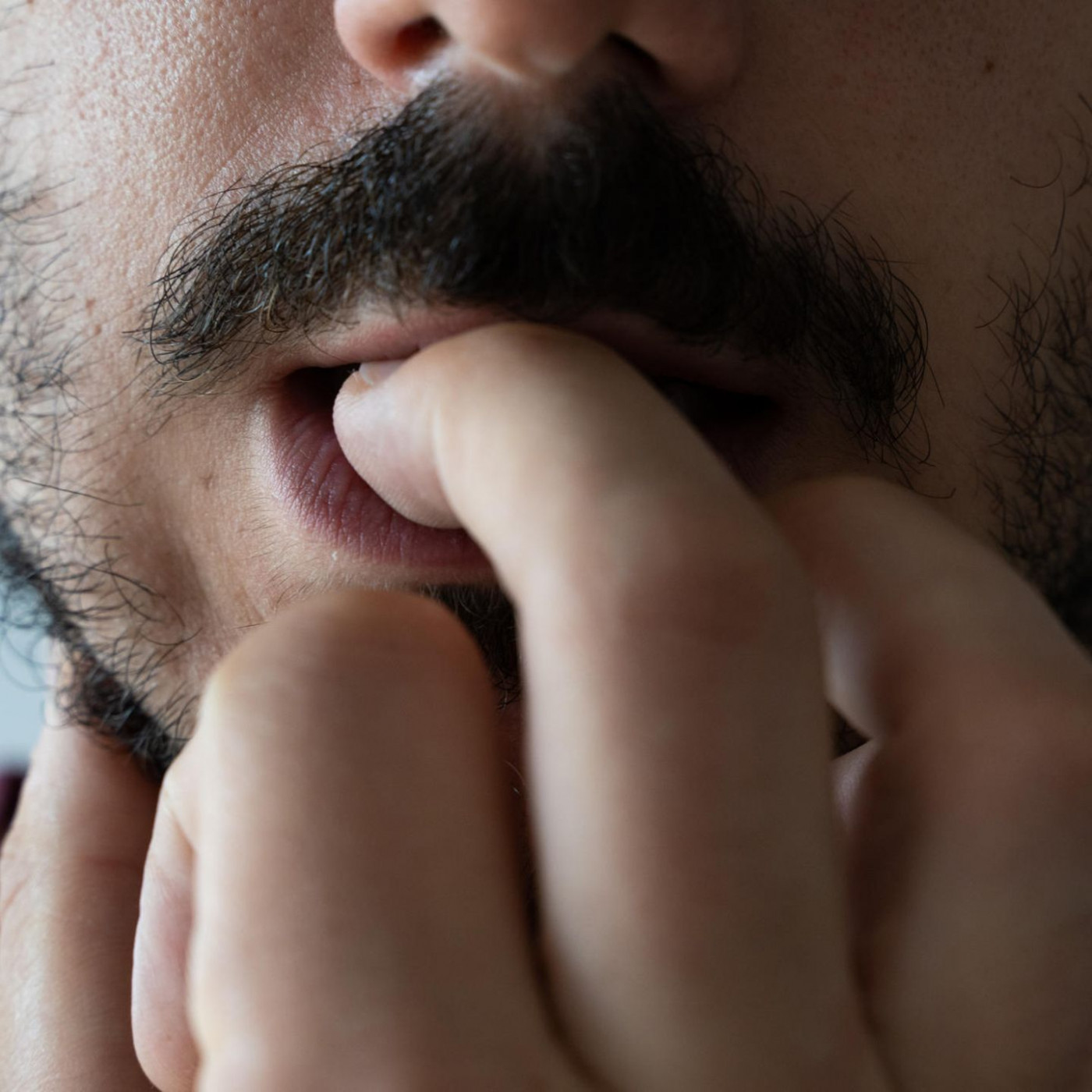 Wie ich nach 20 Jahren endlich mit dem Nägelkauen aufgehört habe