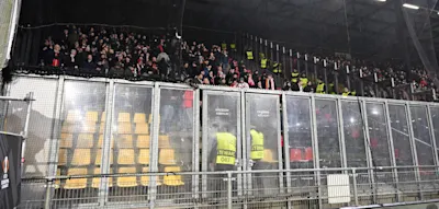 „Wenn du zur Begrüßung erst mal einen Knüppel ins Genick bekommst“