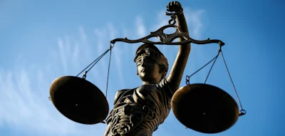 Urteil aus Kassel – Bei der Grundrente zählt auch das Einkommen des Ehepartners