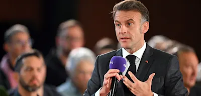 „Hier seid ihr zum Lernen“ – Macron weitet Handyverbot an Schulen aus